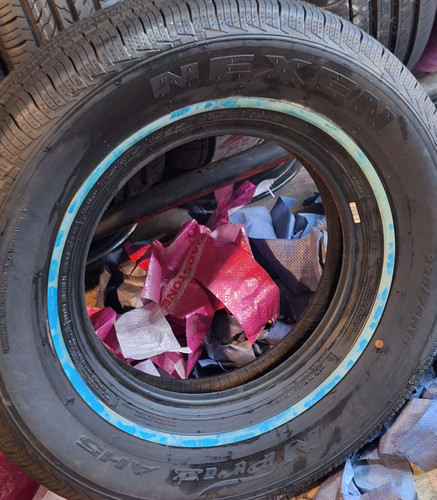 لاستیک نکسن سفید 235/75R15